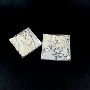 Pirámide de Howlite Natural Chakralume, Cristal Pulido Blanco, Piedra Curativa, Reiki, Meditación, Energía, Decoración Feng Shui, Venta al por Mayor - Product Image 1