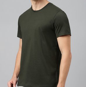 T-shirt basique en coton pour homme, coupe classique, manches courtes, léger, décontracté, idéal pour le sport, les voyages et les tenues quotidiennes. - Product Image 1