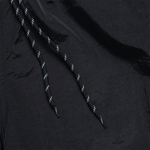 Shorts décontractés en nylon noir pour hommes, taille élastique, séchage rapide, respirants, style streetwear, vente en gros - Product Image 6