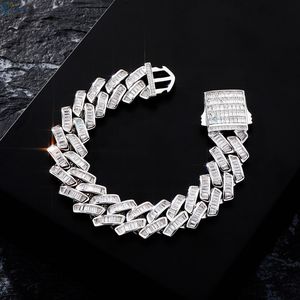 Pulsera de Lujo con Diamantes Cultivados en Laboratorio, Estilo Cubano, Totalmente Cubierta de Diamantes VVS1, Corte Baguette, Chapada en Oro, Pulsera Hip Hop Bling - Product Image 4