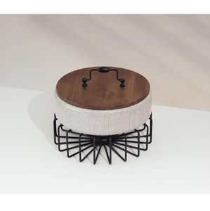 Nueva Cacerola Redonda de Acero Inoxidable de 24 cm con Tapa, Diseño Moderno, Acabado Pulido Duradero, Solo Lavar a Mano - Product Image 2