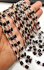 Chaînes de connecteurs à facettes en grenat naturel du Mozambique, forme coussin, taille briolette, 8mm-10mm, avec montures carrées pour la fabrication de bijoux - Product Image 2