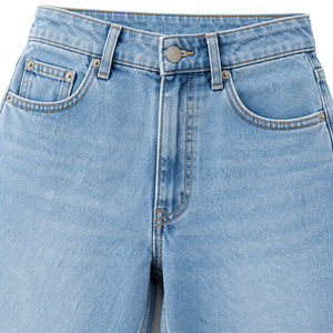 Jeans à taille haute et jambes larges pour femmes - Coupe décontractée, denim bleu clair, pantalon pour tous les jours - Product Image 4