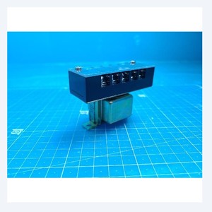 Subbase para Monitor de Llama Yamatake 81406725-003, Usada, Piezas de Equipos Semiconductores Legacy - Product Image 3
