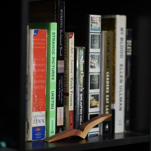 Finger Ring Reader Support <b>Book</b> Finger Holder Wooden - Product Image 1