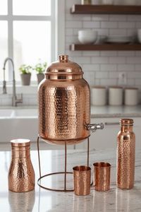 Magnifique réservoir d'eau en cuivre fait main avec un design classique traditionnel et une construction métallique durable - Product Image 5