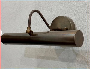 โคมไฟติดผนังทองเหลืองแท้: สไตล์โมเดิร์นกลางศตวรรษ ปรับได้ - Product Image 1