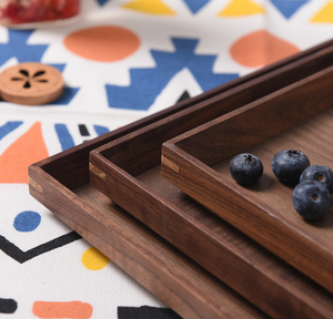 Plateau de service en bois rustique de style farmhouse avec poignées, fait main, décoratif, pour servir les aliments dans la cuisine - Product Image 3