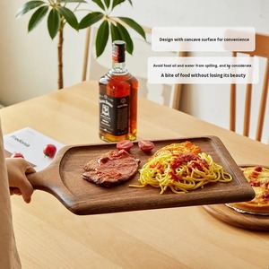 Tabla de cortar de madera ideal para regalar en ocasiones de inauguración de casas debido a su hermosa artesanía y utilidad. - Product Image 3
