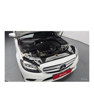 เมอร์เซเดส-เบนซ์ ซี-คลาส C220 d 4MATIC ปี 2020/12 ระยะทาง 58,739 กม. เครื่องยนต์ดีเซล เกียร์อัตโนมัติ มาตรฐานไอเสียยูโร 5 พวงมาลัยซ้าย กล้องมองหลัง - Product Image 6