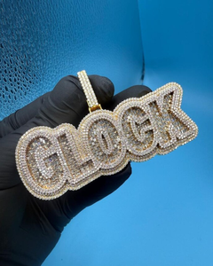Colgante con Letra Glock de Plata 925, Chapado en Oro de 18K, Moissanita de Corte Brillante Redondo, Estilo Hip Hop, Dos Tonos, para Hombre - Product Image 1