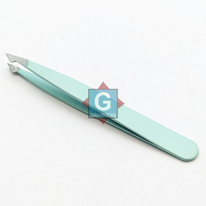 Pinzas para Cejas Inclinadas con Etiqueta Personalizada, Diseño Ecológico de Acero Inoxidable para Cejas y Pestañas - Product Image 3