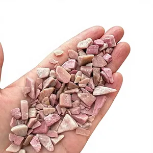 Vente en gros de copeaux d'opale rose polie, pierres d'agate concassées 3-5 mm pour la décoration de la maison et les fêtes, achetez en ligne chez AMAYRA CRYSTALS EXPORTS - Product Image 1