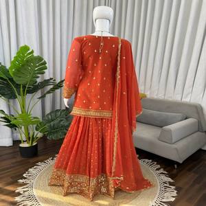 VASTRA COTTAGE Elegante Conjunto Kurti Sharara de Georgette con Bordado de Hilo de Lentejuelas, Forro Suave y Dupatta de Georgette a Juego - Product Image 5