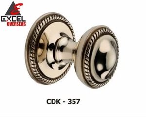 Premium Classic Brass Center Door Knob Design Ball Door Knob <b>Handle</b> Standard Door Installations Wholesale Price - Product Image 1