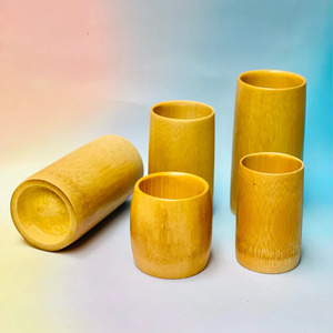 Jarrones de Bambú Hechos a Mano, Decoración Tradicional para el Hogar, Elaborados con Bambú Natural - Macy - Product Image 1