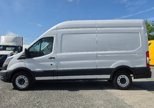 Transit 250 Usada, Bajo Kilometraje, Impecable, Años 2021/2022, en Venta - Product Image 5