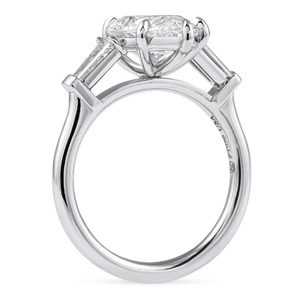 Bague à trois pierres en diamant de laboratoire de forme poire de 3,01 à 3,50 carats, collection élégante de bagues en diamant pour fiançailles, fête, mariage - Product Image 2