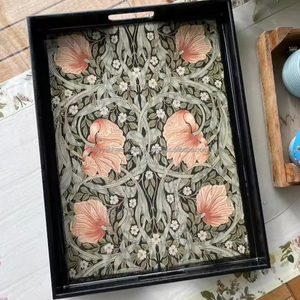 Bandeja de Servir de Madera 100% Natural con Diseño Moderno en Forma de Hoja para Decoración del Hogar - Product Image 1