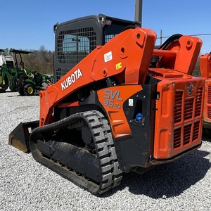 Chargeuse compacte Kubota SVL 95-2 Diesel en excellent état avec faible consommation de carburant, garantie 1 an, 900 kg, 2001-4000 heures - Product Image 4