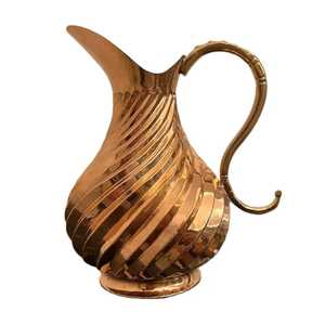Pichet en cuivre martelé avec couvercle, poignée et base dorées, fait main, rustique, écologique, vaisselle décorative - Product Image 5