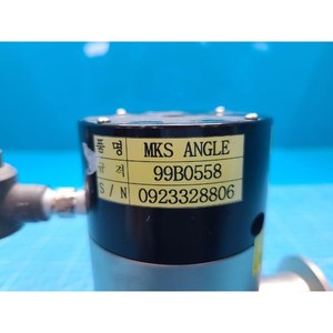 Vanne d'angle MKS 99B05558, Condensateur variable RF, Utilisé comme pièce détachée pour équipement semi-conducteur d'époque - Product Image 1