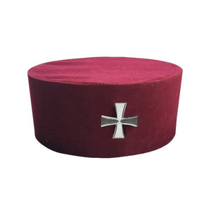 Proveedor OEM ODM de Artículos de Gala Personalizados: Gorra Ceremonial Premium de los Caballeros Templarios Color Granate con Insignia de Cruz Plateada, Fraternal Premium - Product Image 1