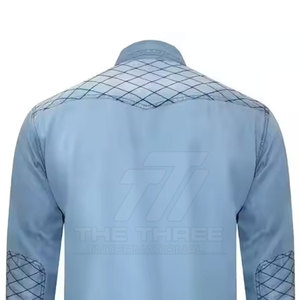 เสื้อเชิ้ตยีนส์ผู้ชายสไตล์ลำลองพรีเมียม ผ้าฝ้ายนุ่ม ระบายอากาศได้ดี แห้งเร็ว เป็นมิตรกับสิ่งแวดล้อม ทรงทันสมัย สวมใส่สบาย เหมาะสำหรับฤดูใบไม้ผลิ - Product Image 5