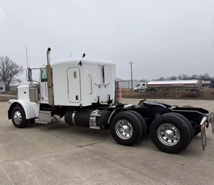 Camión Semirremolque con Cabina Alta 389, el Más Vendido del 2020, con Motor Cummins de 565HP y Transmisión Manual de 13 Velocidades, en Venta - Product Image 2