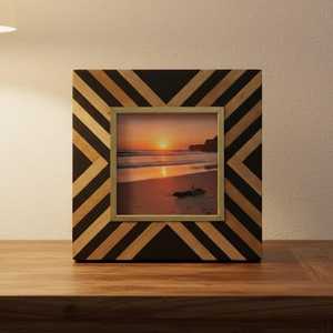 Cadre photo en résine avec incrustation d'os fait main, mosaïque décorative personnalisée pour maisons contemporaines, bureaux et espaces haut de gamme - Product Image 3