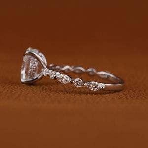 Bague de fiançailles et de mariage pour femme en or 14 carats avec diamant ovale de 2 carats cultivé en laboratoire, certifié IGI, prix d'usine - Product Image 3