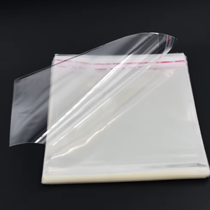 Pochettes souples pour liquides avec bec verseur, étanches, recyclables, en HDPE/LDPE, fabriquées au Vietnam - Product Image 4