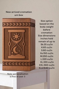 Urne funéraire personnalisée Sablier Soleil-Lune avec gravure sur mesure - Urne commémorative écologique durable en bois naturel - Product Image 1