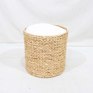Cama cilíndrica ecológica de moda para gatos, hecha de jacinto de agua, con cojín - Product Image 3