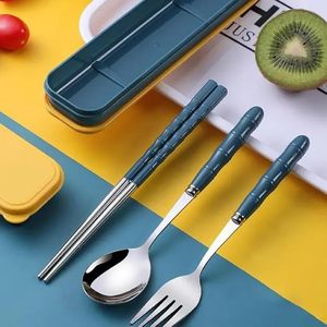 Ensemble de couverts de voyage en acier inoxydable 3 pièces avec cuillère, fourchette et baguettes, réutilisables, portables, pour les voyages, le bureau et le camping - Product Image 6