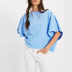 T-shirt ample à manches courtes et col rond pour femme, bleu clair, coupe oversize, 100 % coton jersey, idéal printemps-été - Product Image 1