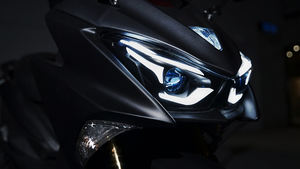 Système d'éclairage de moto JLIGHT DESIGN, phare avant à double faisceau, blanc naturel, fonction de bienvenue, Yamaha Force, feux de jour - Product Image 6