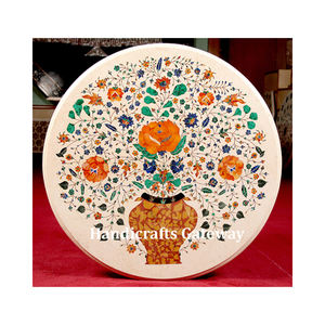 Plateau de table en marbre blanc de forme octogonale, incrustation de fleurs faite à la main, design avec surface brillante, à utiliser pour une table basse dans un restaurant - Product Image 2