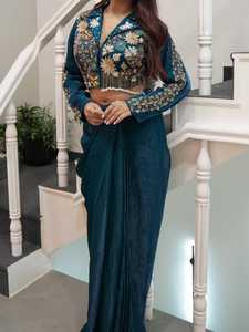 Ensemble de sari en soie le plus vendu avec haut court brodé et jupe longue, tenue traditionnelle indienne pour femme, idéal pour mariage, en promotion - Product Image 1