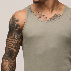 Débardeur Homme Noir Uni en Coton Tricoté de Haute Qualité 100% Coton, Col Rond, Sans Manches, Coupe Musclée, Respirant, pour Tenue Décontractée - Product Image 3