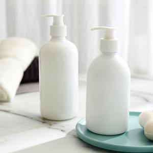 Gel de Ducha Natural y Orgánico de Marca Privada con Aceite de Árbol de Té, Limpiador y Reparador, Nutritivo, OEM, Calma la Piel con Picazón - Product Image 1