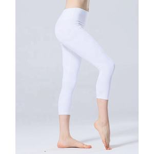 Mallas de cintura alta de nailon liso para mujer con sublimación personalizada con bolsillos de talla grande para mujer, ropa de entrenamiento transpirable para entrenamiento de gimnasia - Product Image 5