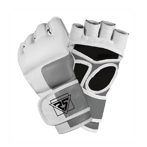 ถุงมือชกมวยหนัง PU ออกแบบเองได้พอดีกับมือโลโก้ผลิตในปากีสถาน - Product Image 3