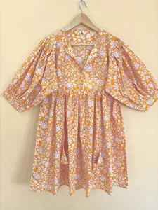 Robe midi en coton à imprimé floral orange bohème pour femmes, col noué, manches bouffantes courtes, robe d'été décontractée - Product Image 1