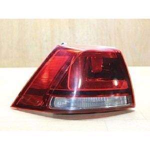 Luz Trasera Izquierda Usada para Golf 5G0945095P - Product Image 1