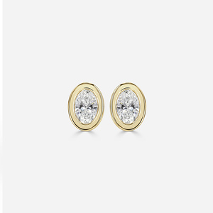 Boucles d'oreilles clous EtherStar 2.00ct en diamant ovale de laboratoire serti clos, or jaune 18 carats, certifiées IGI, avec dos à disque solitaire pour femme - Product Image 1
