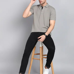 Polo en piqué de coton gris à manches courtes pour homme, couleur unie, décontracté, respirant, tricoté, coupe classique - Product Image 3