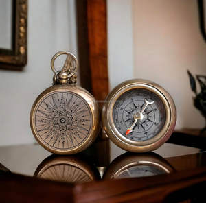 สร้อยคอทองเหลืองสลักลายทะเลเข็มทิศโบราณพร้อมหน้าปัดที่สวยงามสำหรับเด็กผู้หญิงเด็กผู้ชายผู้หญิง - Product Image 2