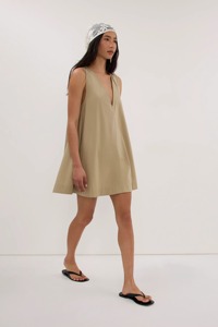 Women V Neck Mini Dress Sleeveless A-Line Loose Fit Summer Casual Dress Minimalist Resort Wear Wholesale - Product Image 4