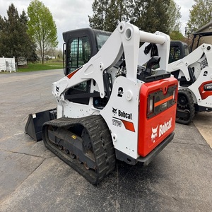 Chargeuse compacte Bobcat à moteur diesel, engin de construction miniature sur roues, dotée d'un moteur, d'une pompe et d'une boîte de vitesses - Product Image 3